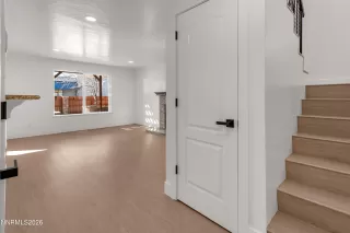 Photo #1: 260002609 Listing 