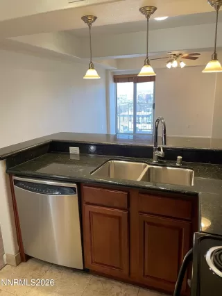 Photo #2: 260002628 Listing 