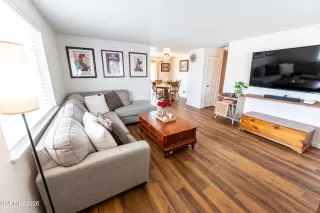 Photo #6: 260002640 Listing 