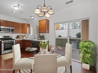 Photo #3: 260002711 Listing 