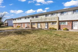 Photo #5: 260002795 Listing 