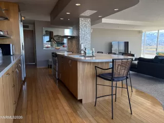 Photo #5: 260002808 Listing 