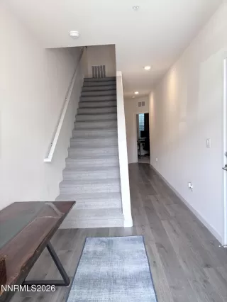 Photo #1: 260002844 Listing