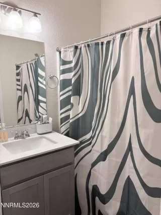 Photo #4: 260002844 Listing