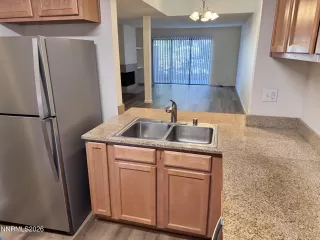 Photo #2: 260002853 Listing 