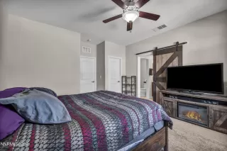 Photo #2: 260002860 Listing