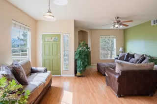 Photo #2: 260002915 Listing 