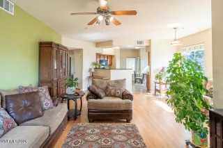 Photo #4: 260002915 Listing 