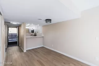 Photo #4: 260002944 Listing 