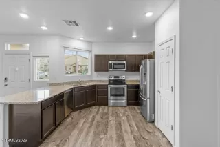 Photo #3: 260003043 Listing 