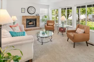 Photo #3: 260003049 Listing 