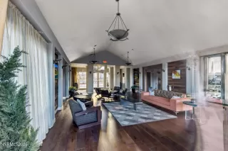 Photo #3: 260003075 Listing 