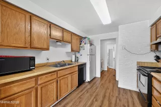 Photo #3: 260003085 Listing 