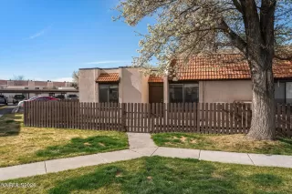 Photo #1: 260003165 Listing