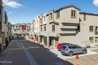 Photo #2: 260003187 Listing