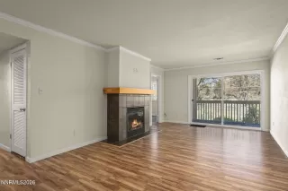 Photo #4: 260003197 Listing