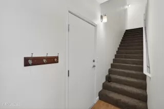 Photo #2: 260003211 Listing