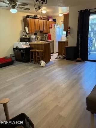 Photo #2: 260003219 Listing 