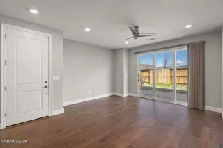 Photo #2: 260003222 Listing