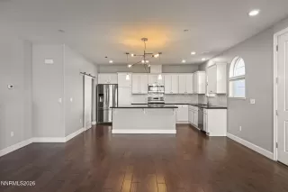 Photo #3: 260003222 Listing