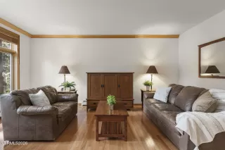 Photo #3: 260003223 Listing