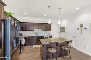 Photo #3: 260003256 Listing