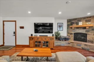 Photo #5: 260003273 Listing 