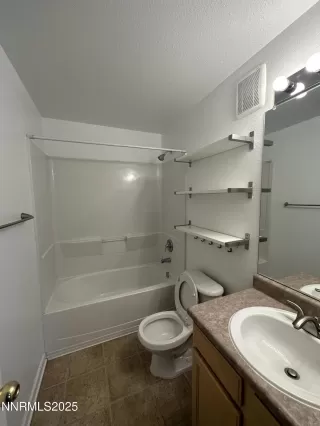 Photo #6: 260003274 Listing