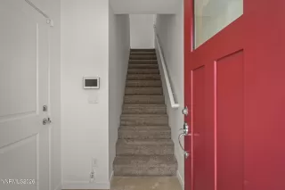 Photo #3: 260003278 Listing