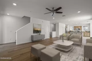 Photo #4: 260003278 Listing