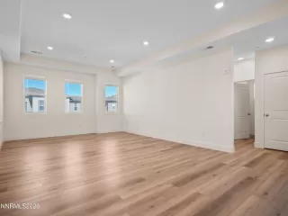 Photo #4: 260003290 Listing 