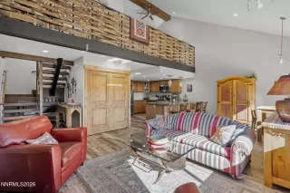 Photo #2: 260003293 Listing 