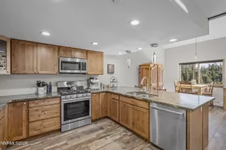 Photo #4: 260003293 Listing 