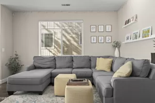 Photo #2: 260003340 Listing 