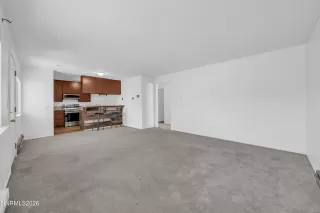 Photo #4: 260003344 Listing 