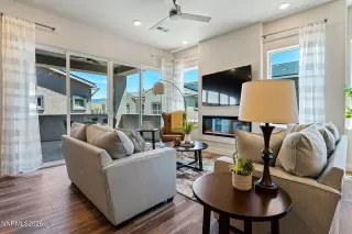 Photo #1: 260003372 Listing 