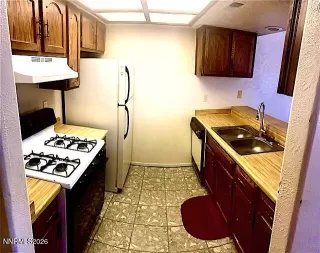 Photo #3: 260003421 Listing 