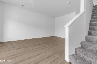 Photo #4: 260003431 Listing 