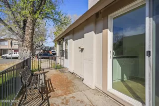 Photo #3: 260003461 Listing