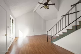 Photo #6: 260003461 Listing