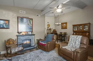 Photo #6: 260003475 Listing