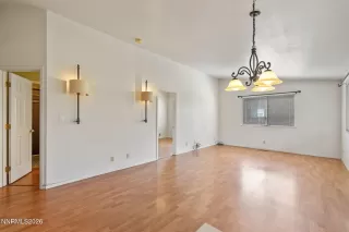 Photo #4: 260003520 Listing 