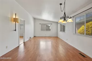 Photo #5: 260003520 Listing 