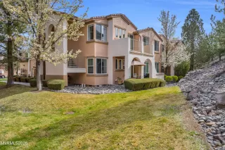 Photo #2: 260003605 Listing