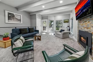 Photo #4: 260003614 Listing 