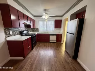 Photo #2: 260003635 Listing 