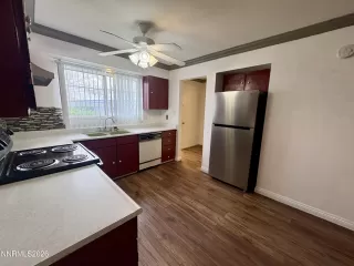 Photo #5: 260003635 Listing 