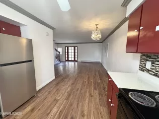 Photo #6: 260003635 Listing 