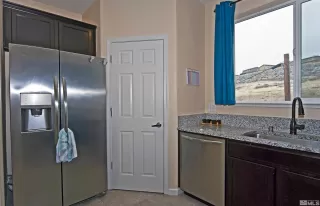 Photo #2: 260003643 Listing 