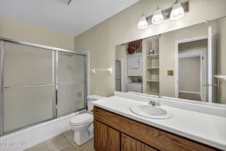 Photo #6: 260003644 Listing 